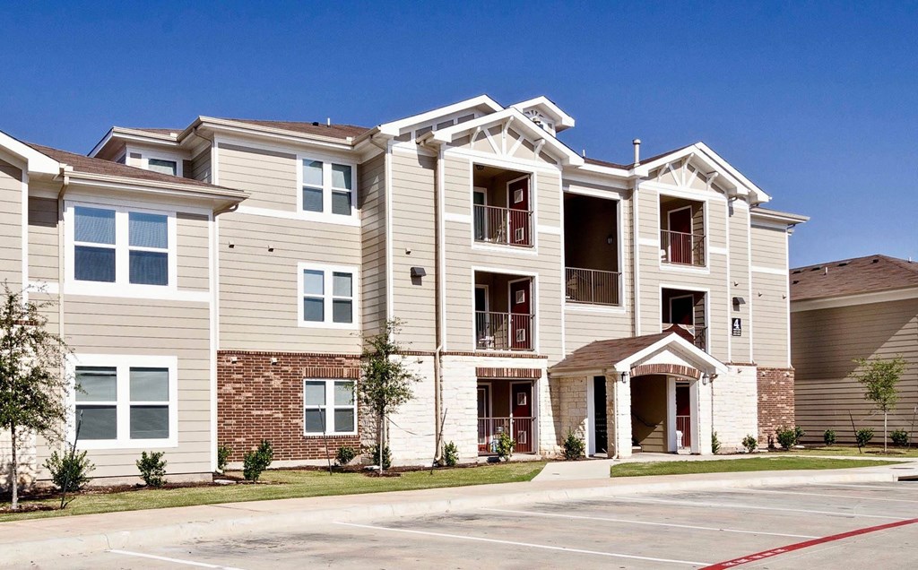 Exterior Exterior at Windy Ridge, Austin